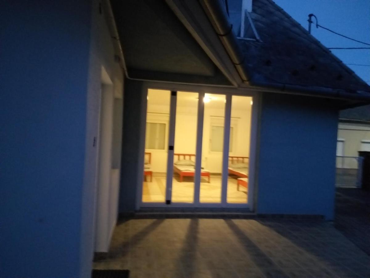 Aparthotel Azure House Keszthely Zewnętrze zdjęcie