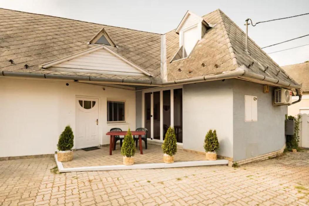 Aparthotel Azure House Keszthely Zewnętrze zdjęcie